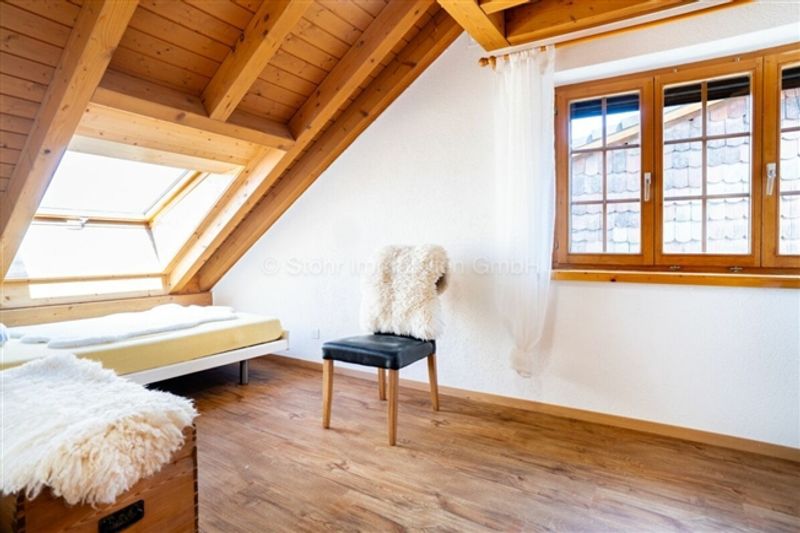 Zweifamilienhaus mit Bauland - Eine einmalige Gelegenheit - 6