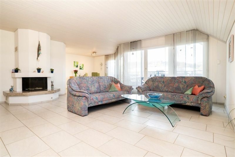 Helle 5 ½-Zimmer-Dachwohnung in familienfreundlichem Quartier - 5