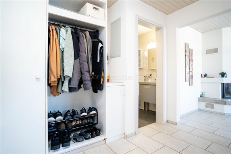 Helle 5 ½-Zimmer-Dachwohnung in familienfreundlichem Quartier - 8