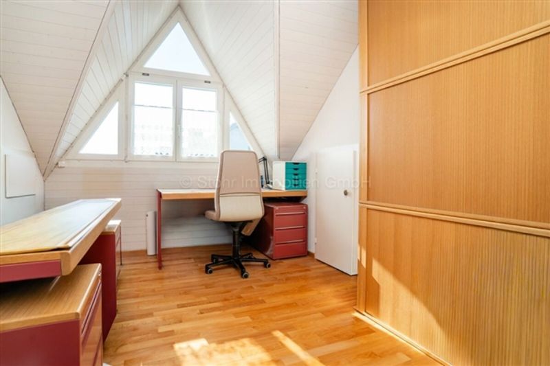 Helle 5 ½-Zimmer-Dachwohnung in familienfreundlichem Quartier - 12