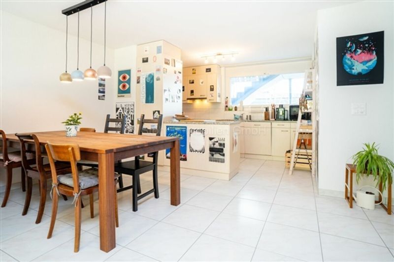 Gepflegte 2.5 Zimmer Wohnung mit grosszügigem Garten - 7