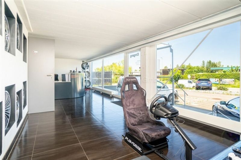 775 m2 Gewerbefläche in Elsau - 3