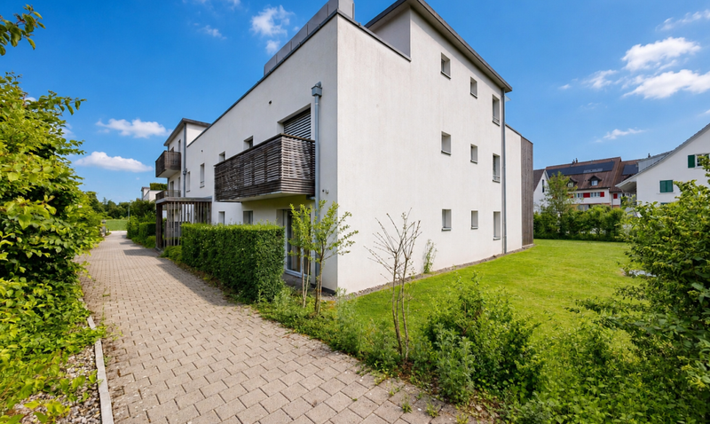 Erstklassige 3.5-Zimmer-Gartenwohnung - 9