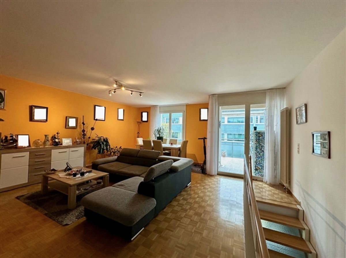 Attraktive 4.5-Zimmer-Duplexwohnung im beliebten St. Johann-Quartier - 2