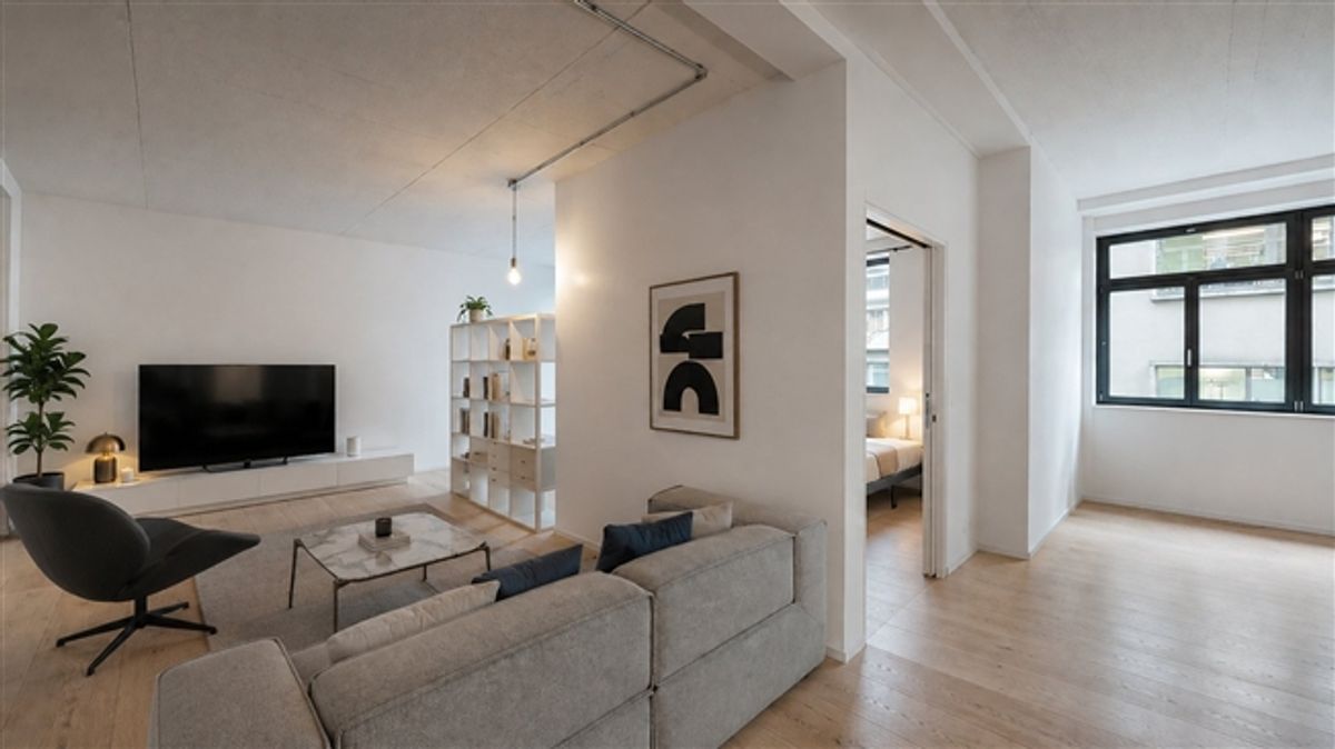 Modernes 2.5-Zimmer-Loft | 104 m² | Ruhige Innenhoflage | Zürich-Altstetten - 1