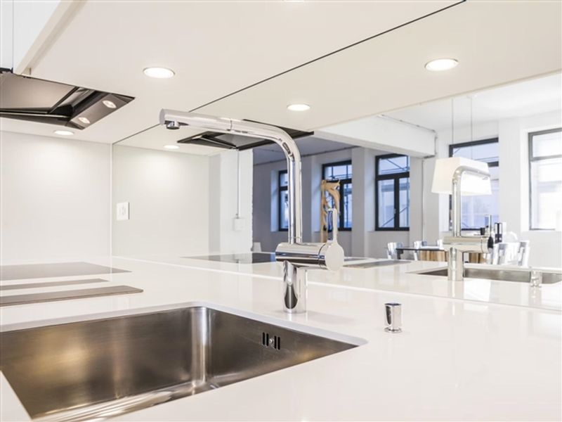 Modernes 2.5-Zimmer-Loft | 104 m² | Ruhige Innenhoflage | Zürich-Altstetten - 5