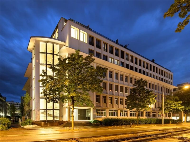 Modernes 2.5-Zimmer-Loft | 104 m² | Ruhige Innenhoflage | Zürich-Altstetten - 9