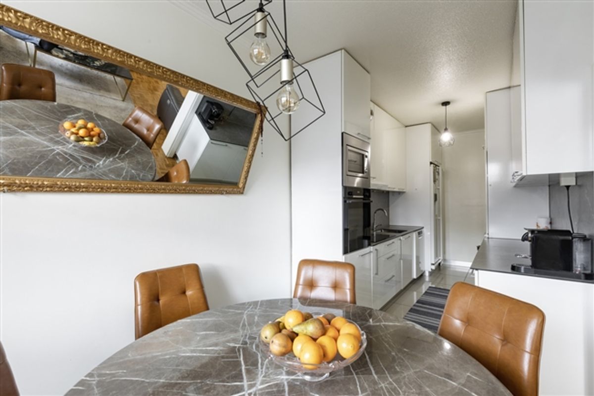 6,5-Zimmer-Durchgangswohnung - 6