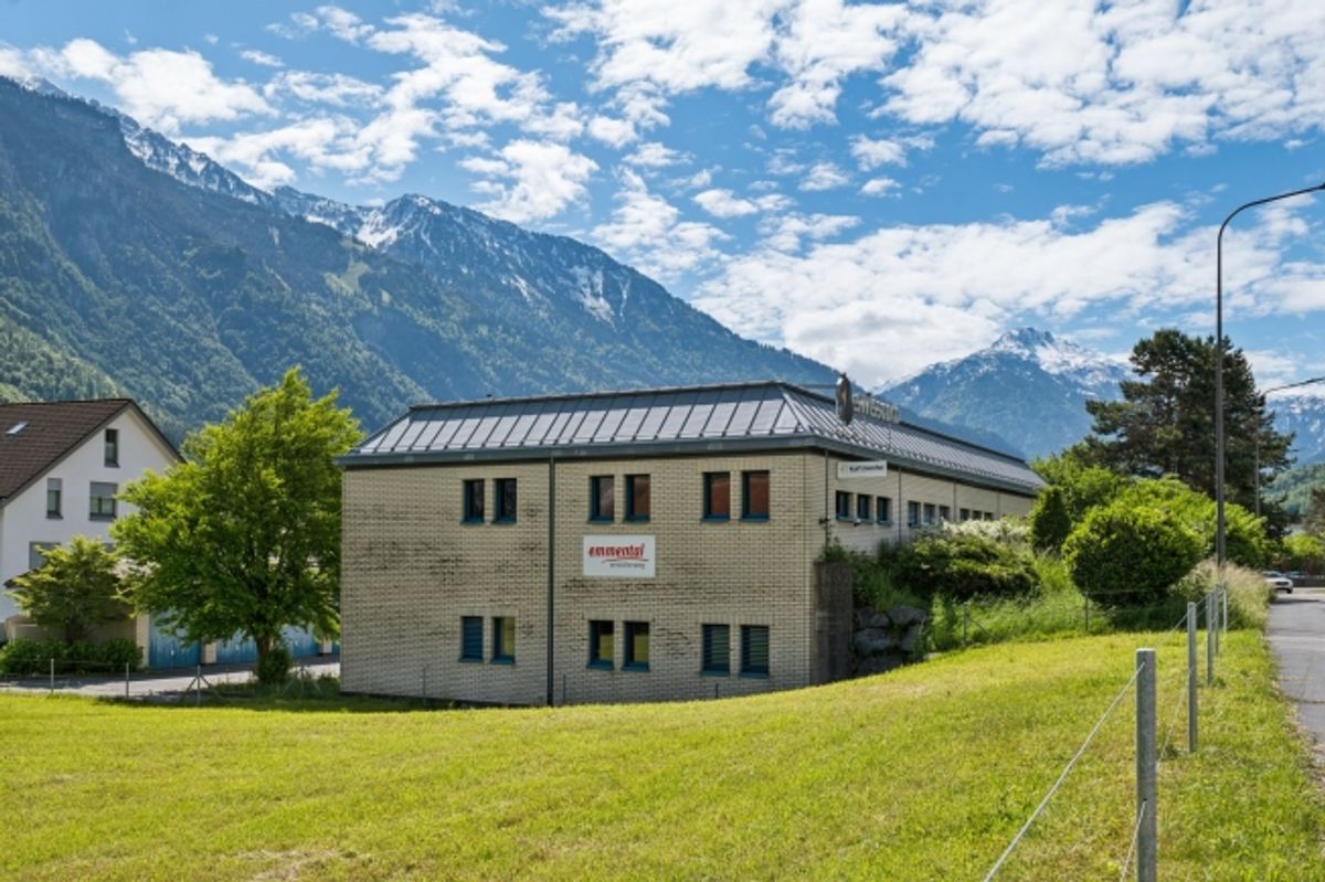 Platz, Freiheit & Alpenblick – Ihre neue Fläche in Glarus - 0