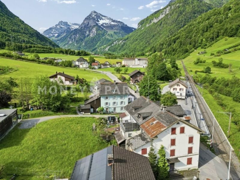 Projektliegenschaft mit Neubaupotenzial und Bestandesgebäude direkt am Bahnhof - 2