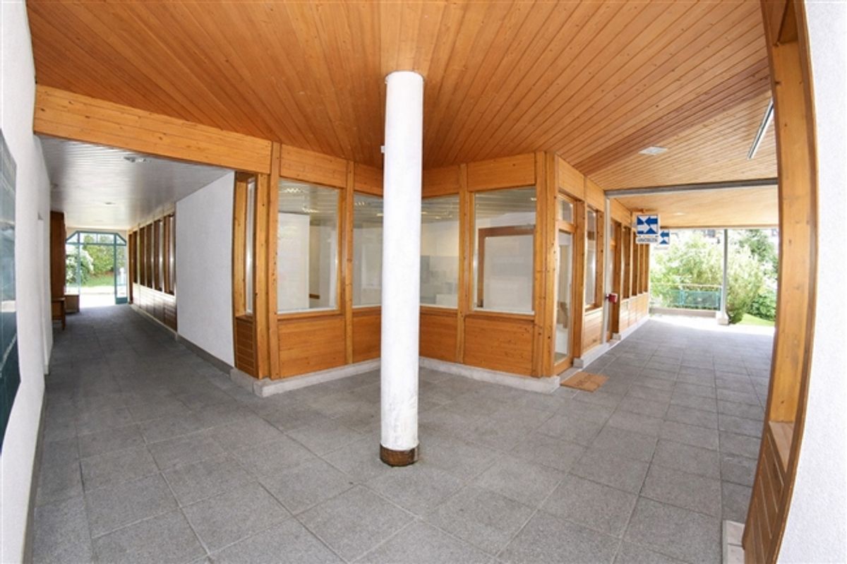 Büro 1–4 Pers. mit Archiv/UG – Gratis-Kundenparkplätze - 0