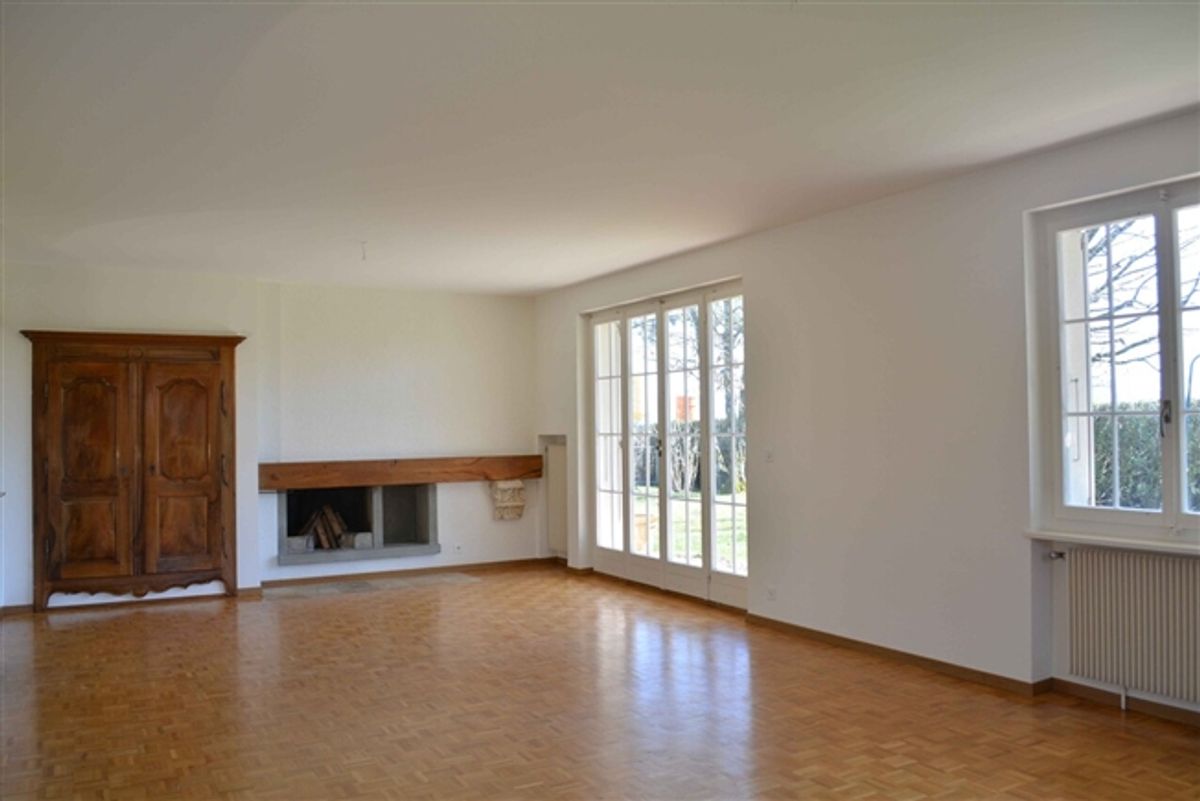 Geräumige 6.5-Zimmer-Villa in der Nähe aller Annehmlichkeiten - 5