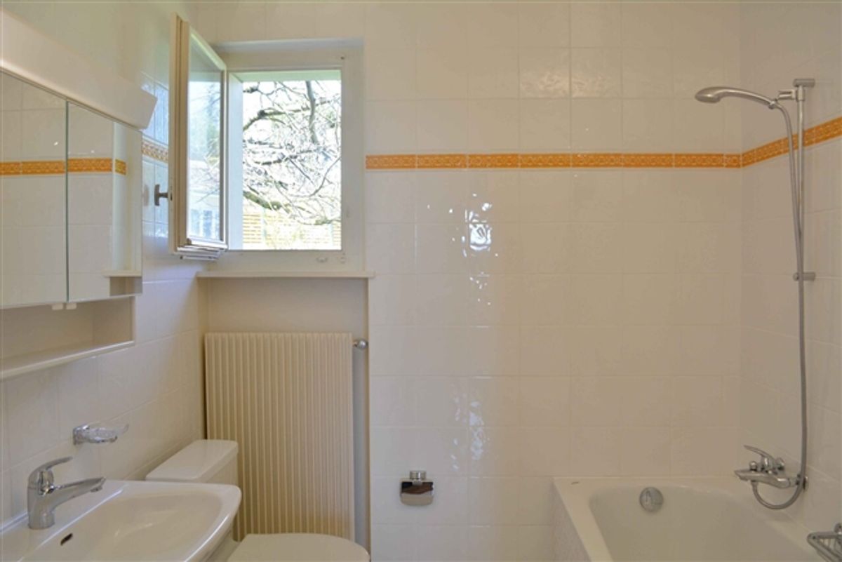 Geräumige 6.5-Zimmer-Villa in der Nähe aller Annehmlichkeiten - 10