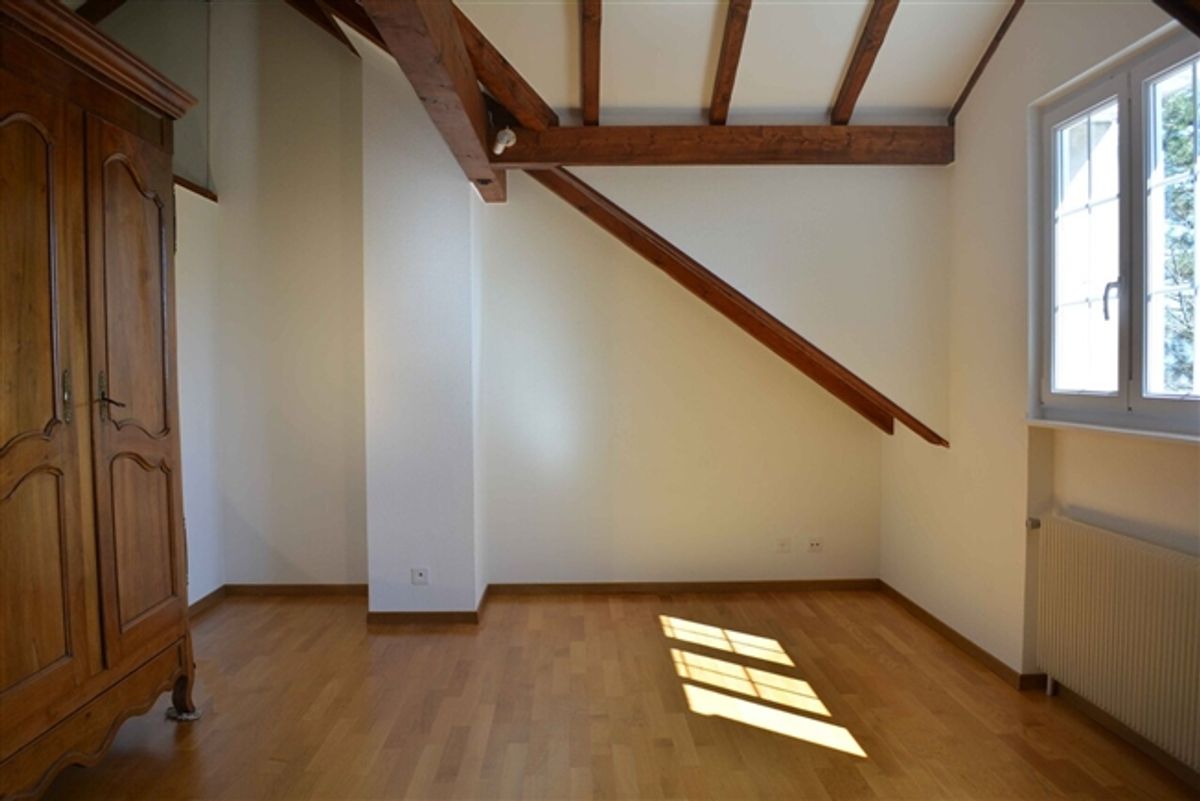 Geräumige 6.5-Zimmer-Villa in der Nähe aller Annehmlichkeiten - 13