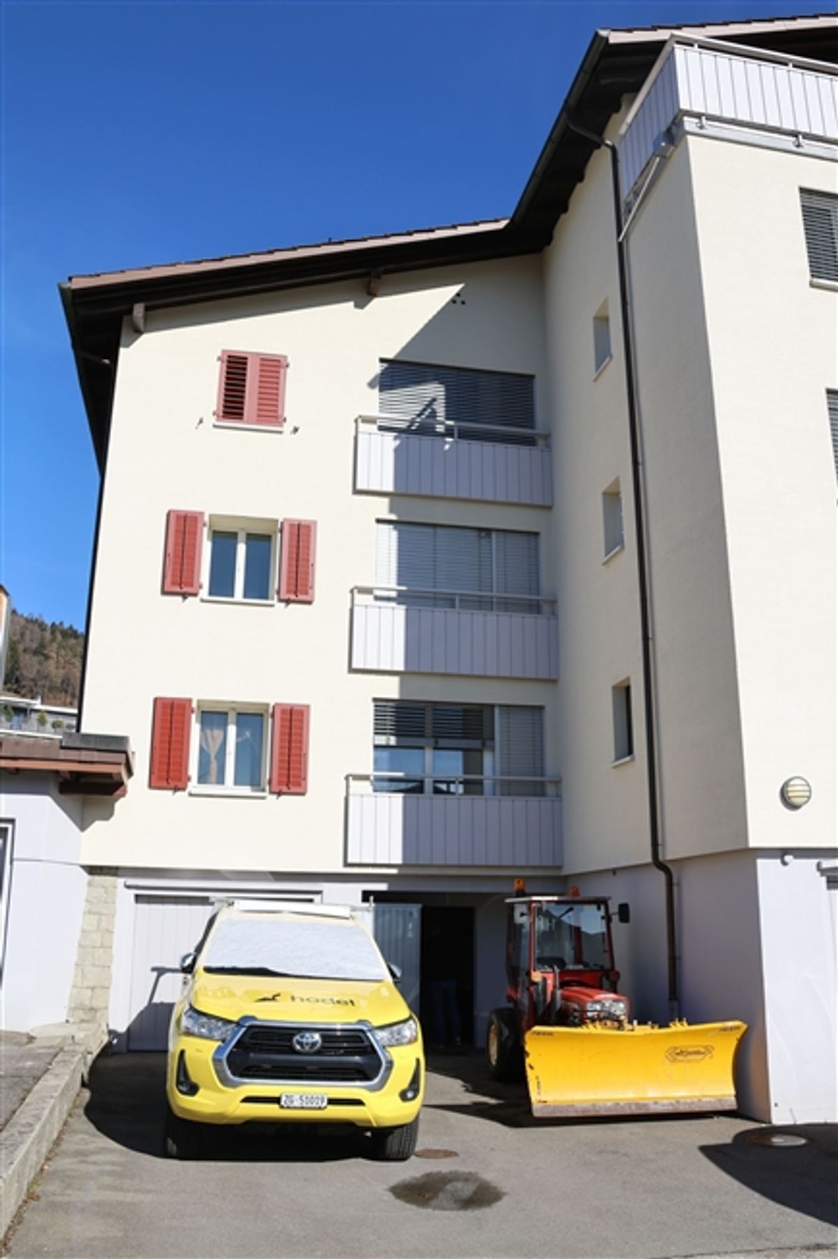 Attraktives Mehrfamilienhaus mit Rendite- und Entwicklungspotenzial in Unterägeri ZG - 3
