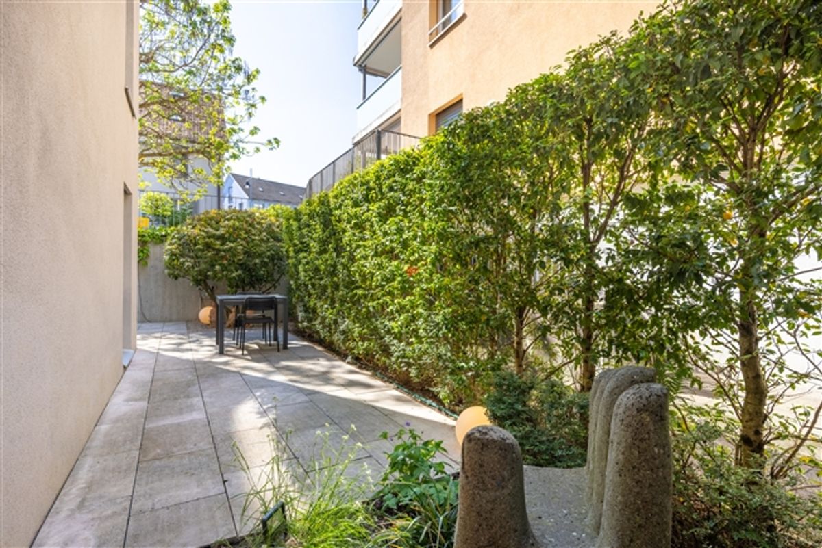 Wohngefühl wie im eigenen Haus – Gartenwohnung im Zentrum von Bülach - 1