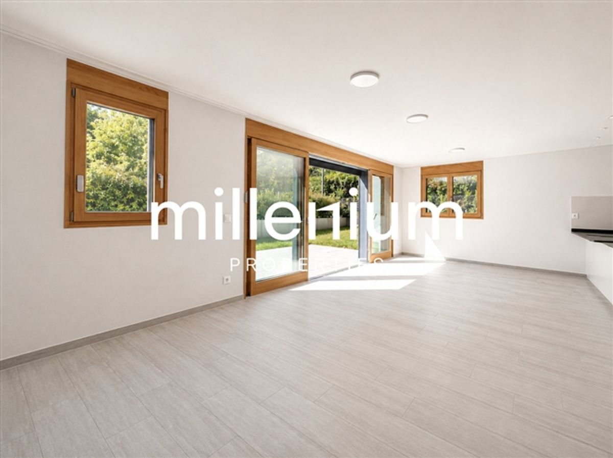 Moderne 7P-Wohnung mit eigenem Studio - 1