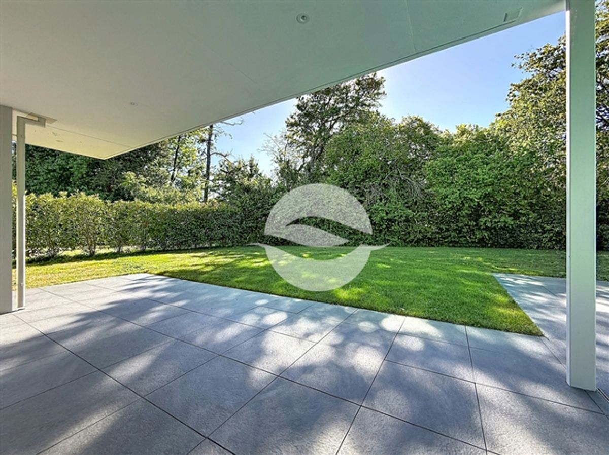 Wunderschöne Doppelvilla mit Carport - 14