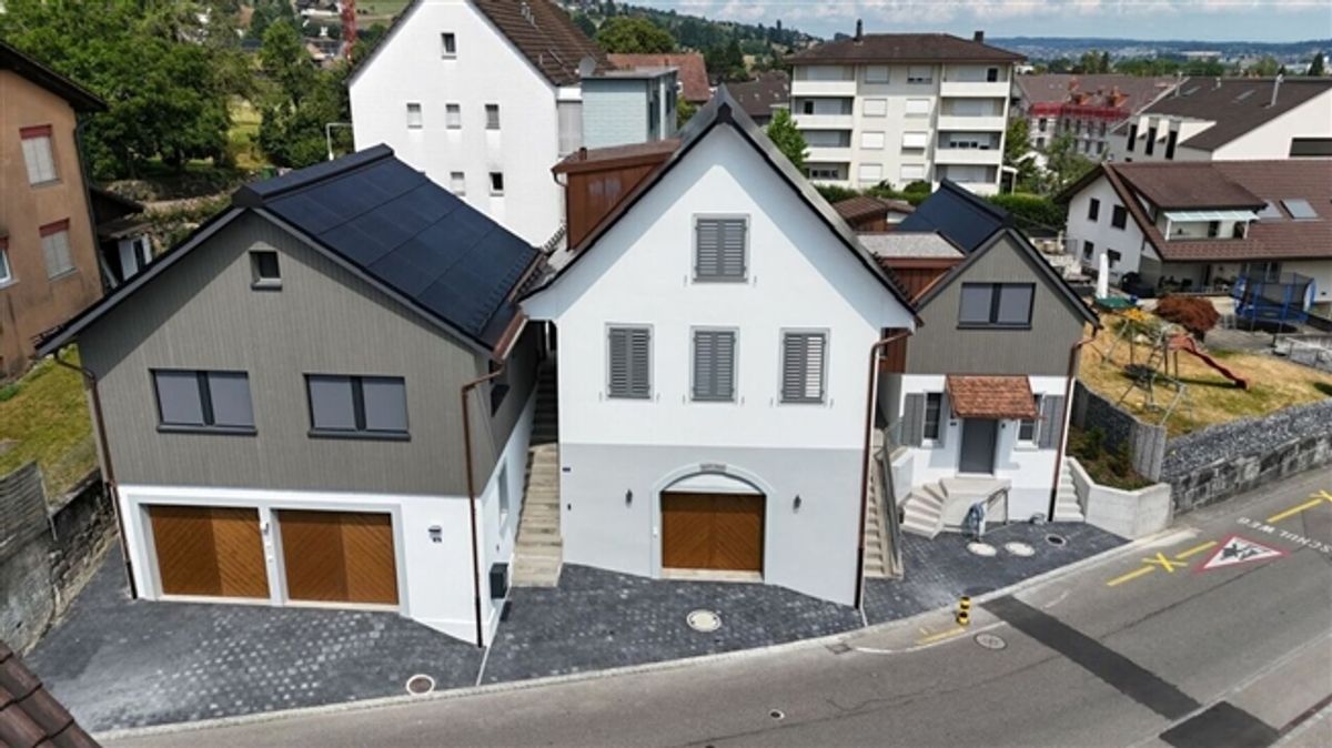Erstvermietung Einziehen und wohlfühlen - hochwertig renoviertes Einfamilienhaus in Boswil - 0