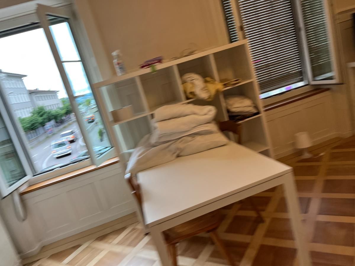 Möbl. WG-Zimmer - 1