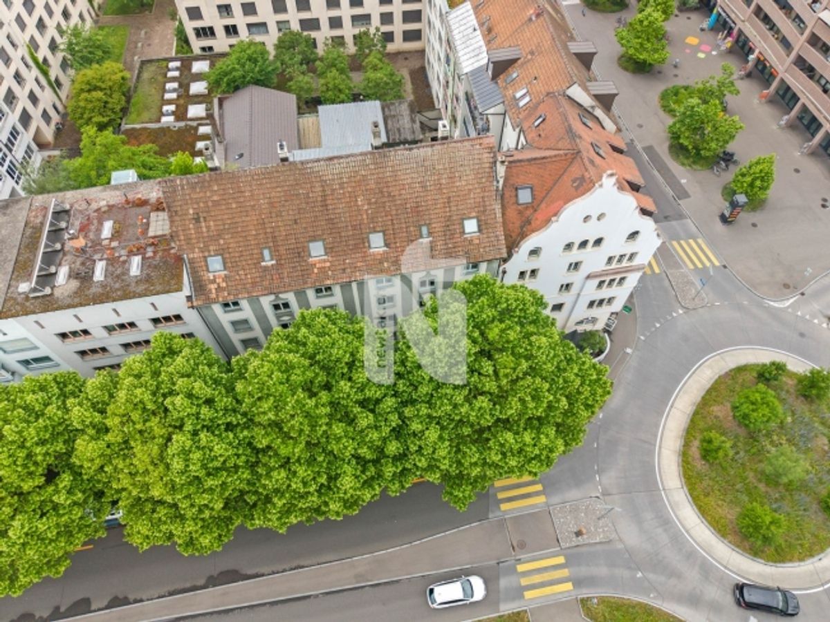 Grosszügiges Wohnen mit Balkon und Gemeinschaftsgarten in Basel - 0