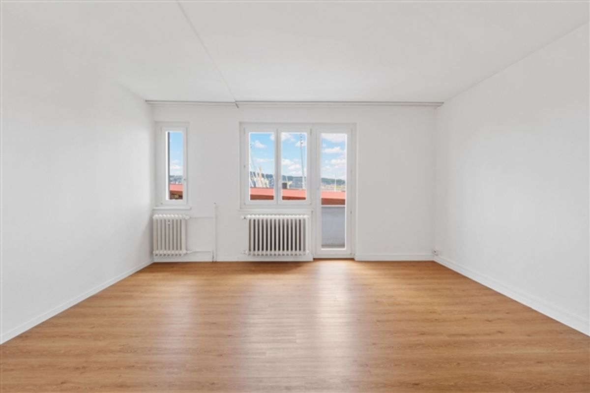 Befristete 3-ZWG im 2.OG, in 8048 Zürich bis 31.03.2027 zu vermieten - 2