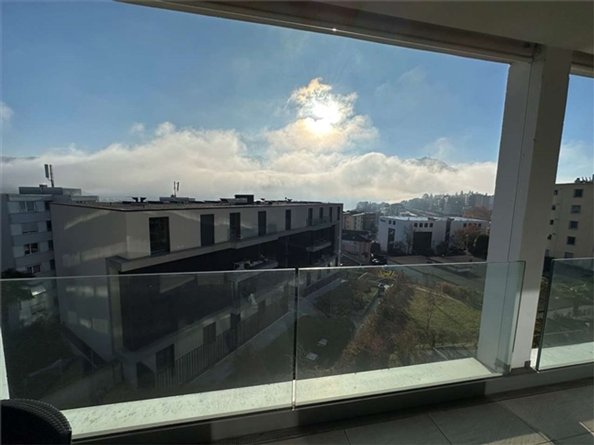 4,5 Zimmerwohnung mit Terrasse und Seeblick - 1