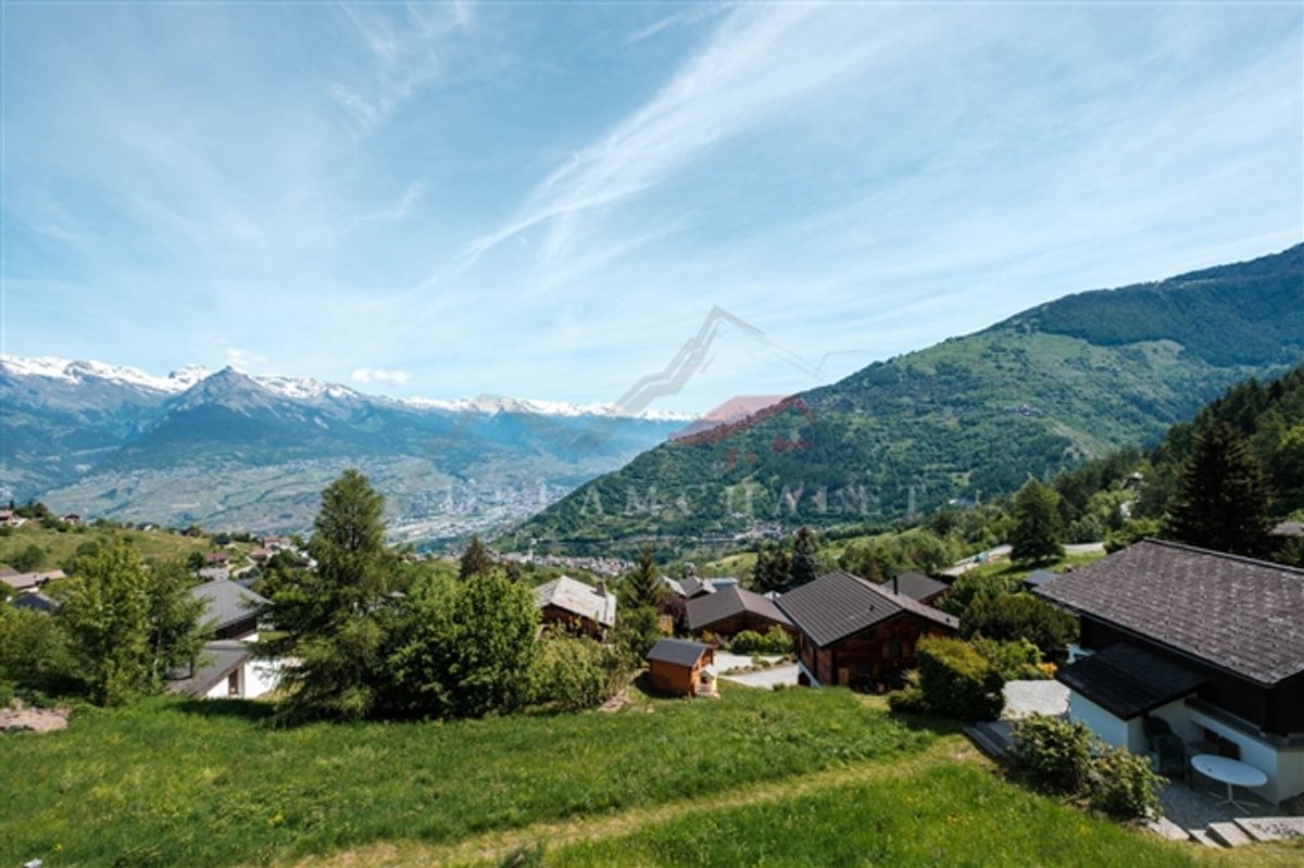 WINTERSAISON-CHALET - 1