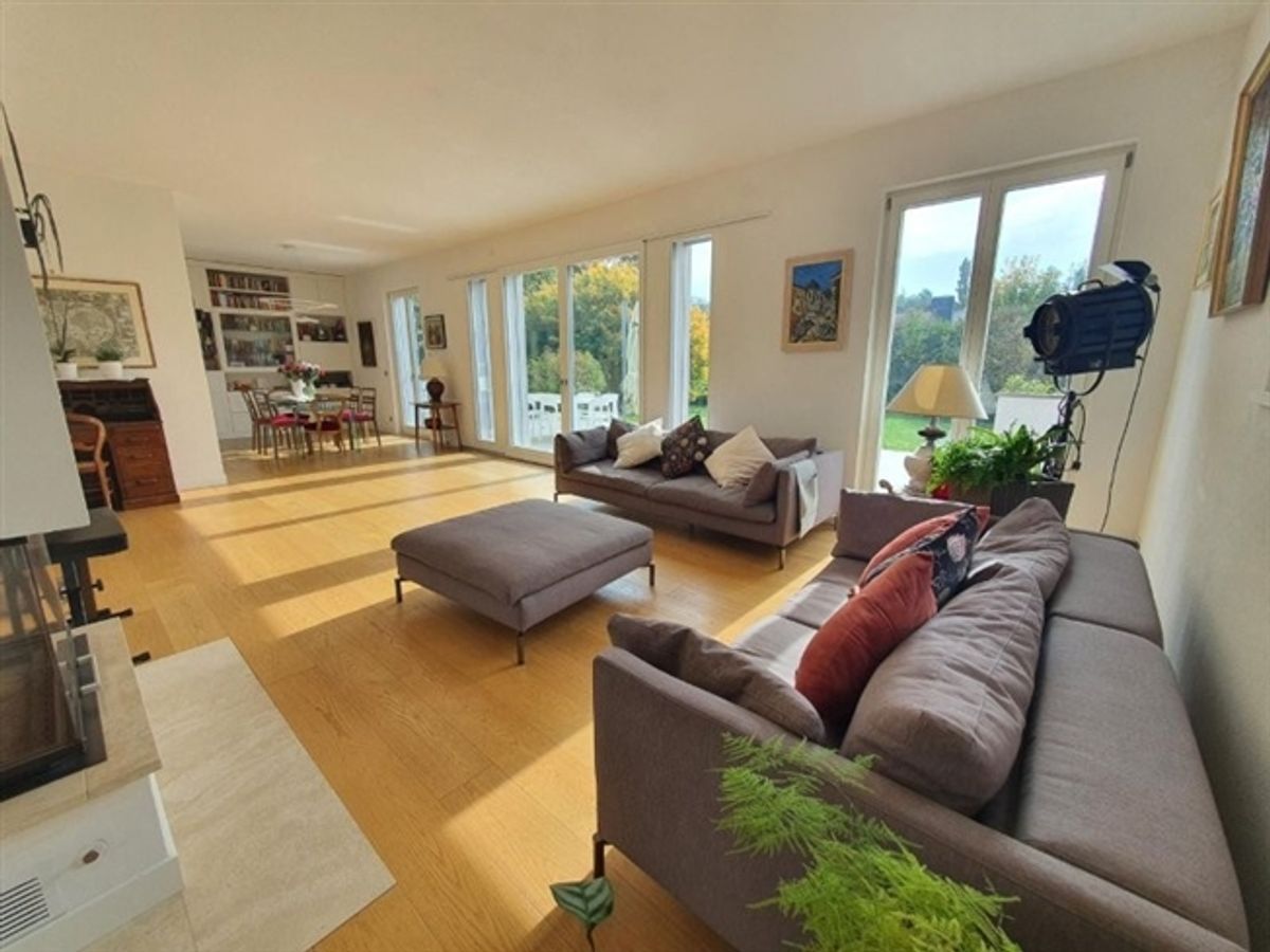 Große freistehende Villa mit sieben Zimmern "Minergie" - 4