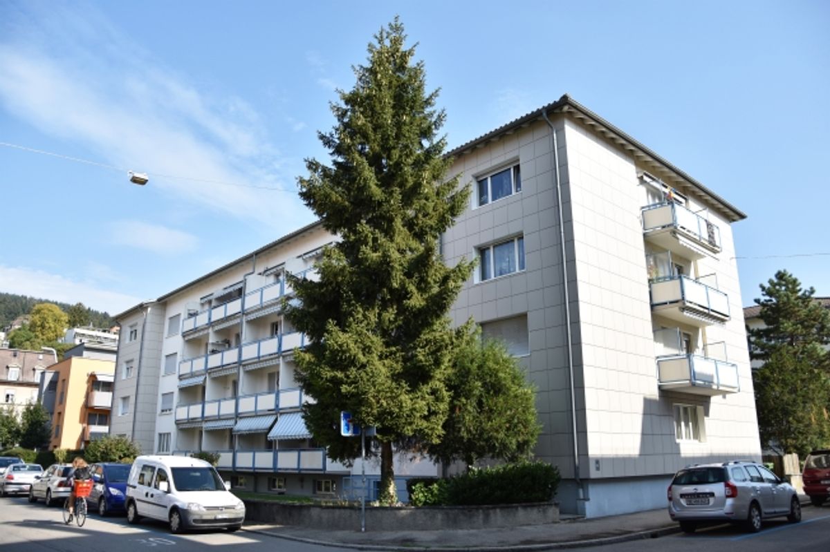 Einstellplätze an der Feldeckstrasse zu vermieten! - 0