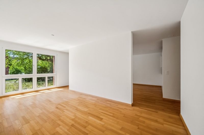 Helle 4.5 Zimmer-Wohnung in Steinhausen - 3