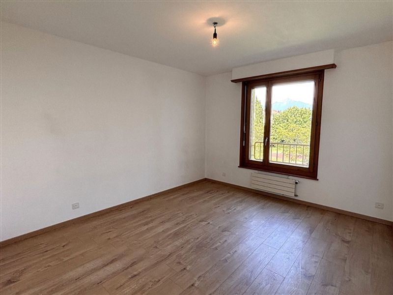 Geräumige Wohnung mit 4,5 Zimmern und Blick auf den Genfersee - 8