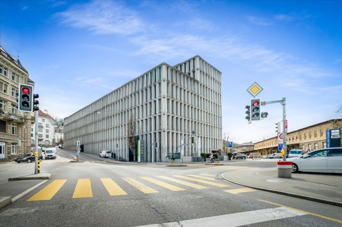 Einstellplatz in Bahnhofsnähe per sofort - 0