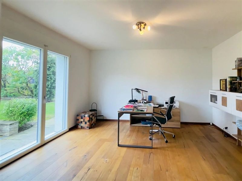 Villa zur Miete in einer Wohngegend. - 5