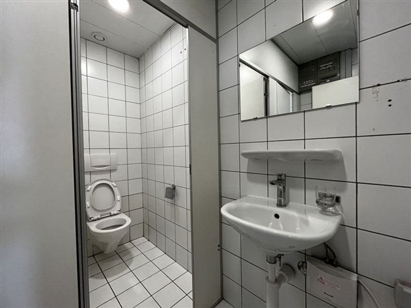 285m2 Werkstatt zu vermieten – Forel – Zentrale Lage - 6