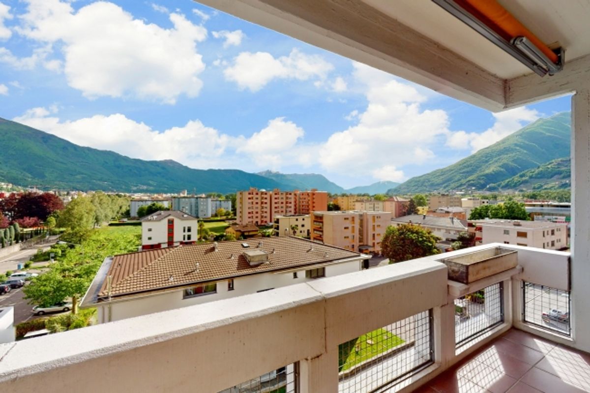 Luce, spazio e comfort a pochi minuti dal cuore di Bellinzona - 1