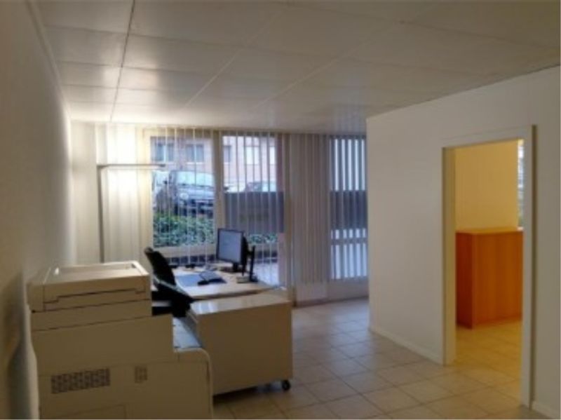 Repräsentativer Gewerberaum in der Nähe des Bahnhofes und der Fähre Horgen - 7