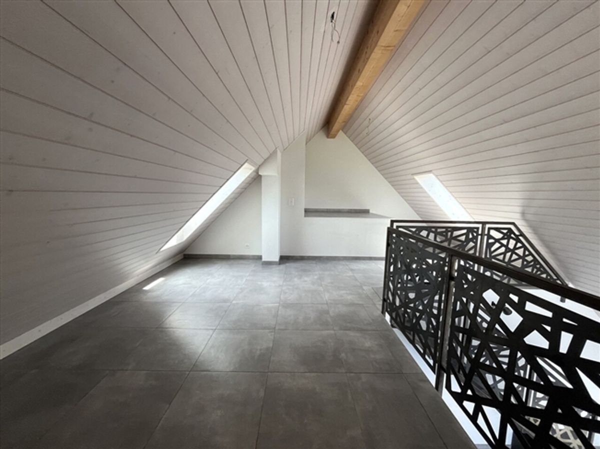 Wunderschönes 3.5-Zimmer-Duplex mit grosser Veranda in Poliez-le-Grand - 2