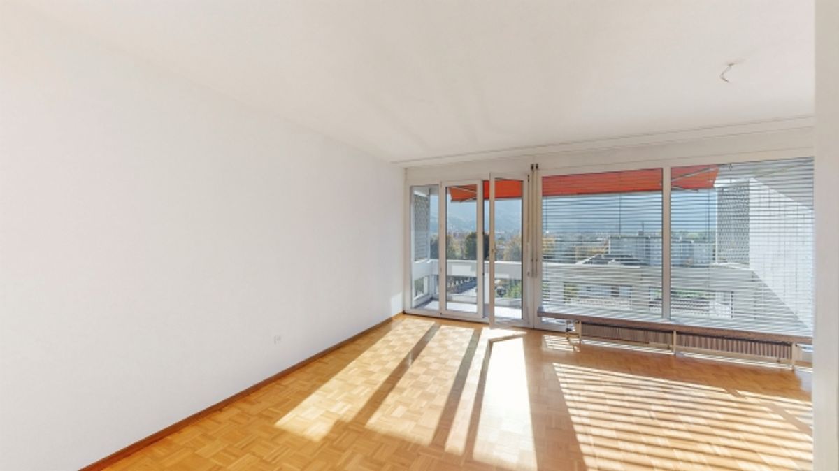 Luminoso monolocale con terrazzo in posizione strategica - 2