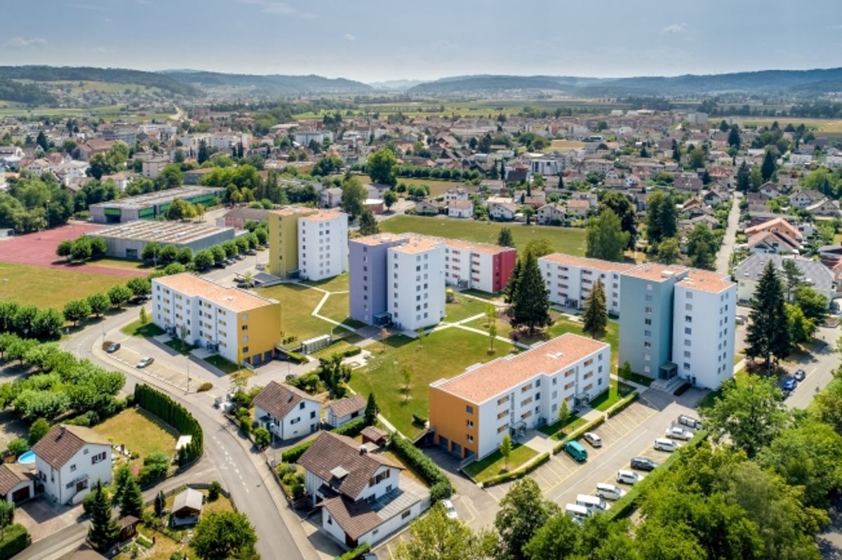 SPEZIAL-AKTION Einstellhallenplatz (mit Ladestation) zu vermieten - 0