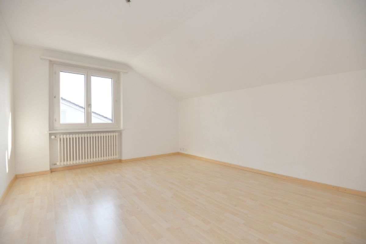 Lichtdurchflutete Dachwohnung im Herzen von Ebikon! - 5