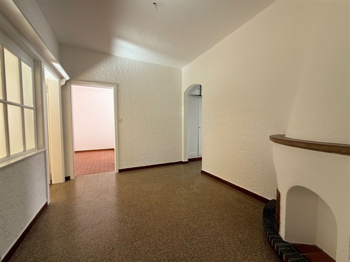 KOMFORTABLE 4-ZIMMER-WOHNUNG IN RUHIGER LAGE - 2