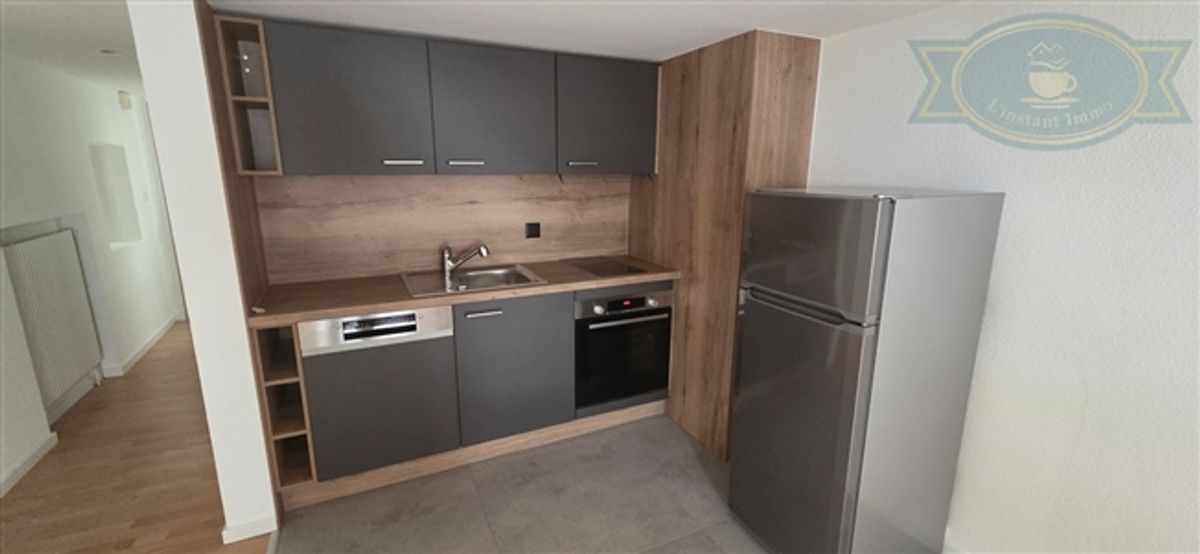 Charmante, renovierte Maisonette-Wohnung im Herzen der Altstadt von Po - 0