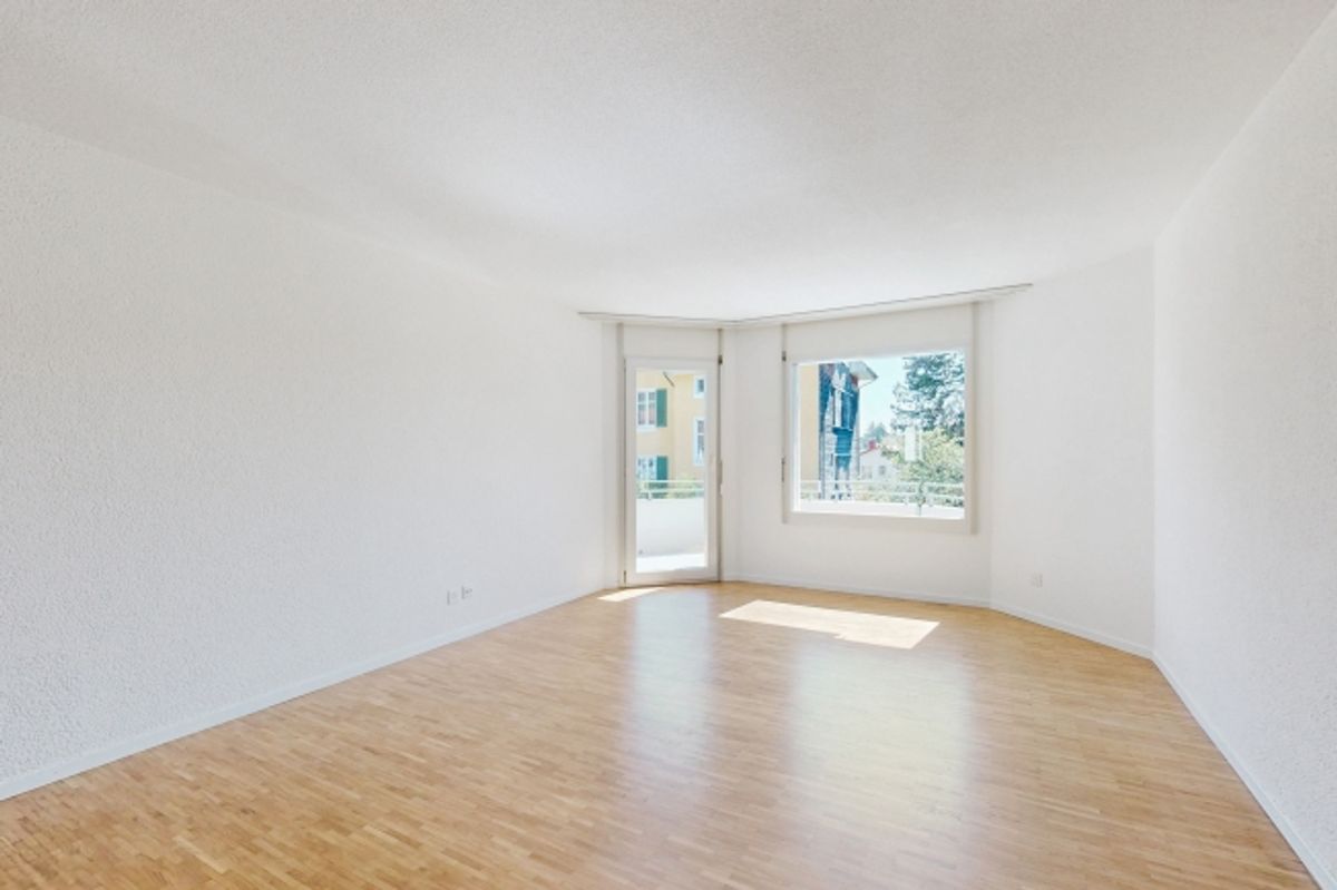 4.5-Zimmerwohnung in wunderschöner Umgebung! Erster Miezins geschenkt! - 2