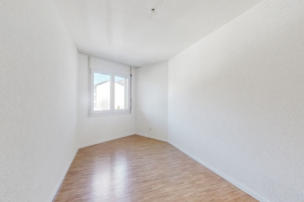 4.5-Zimmerwohnung in wunderschöner Umgebung! Erster Miezins geschenkt! - 4
