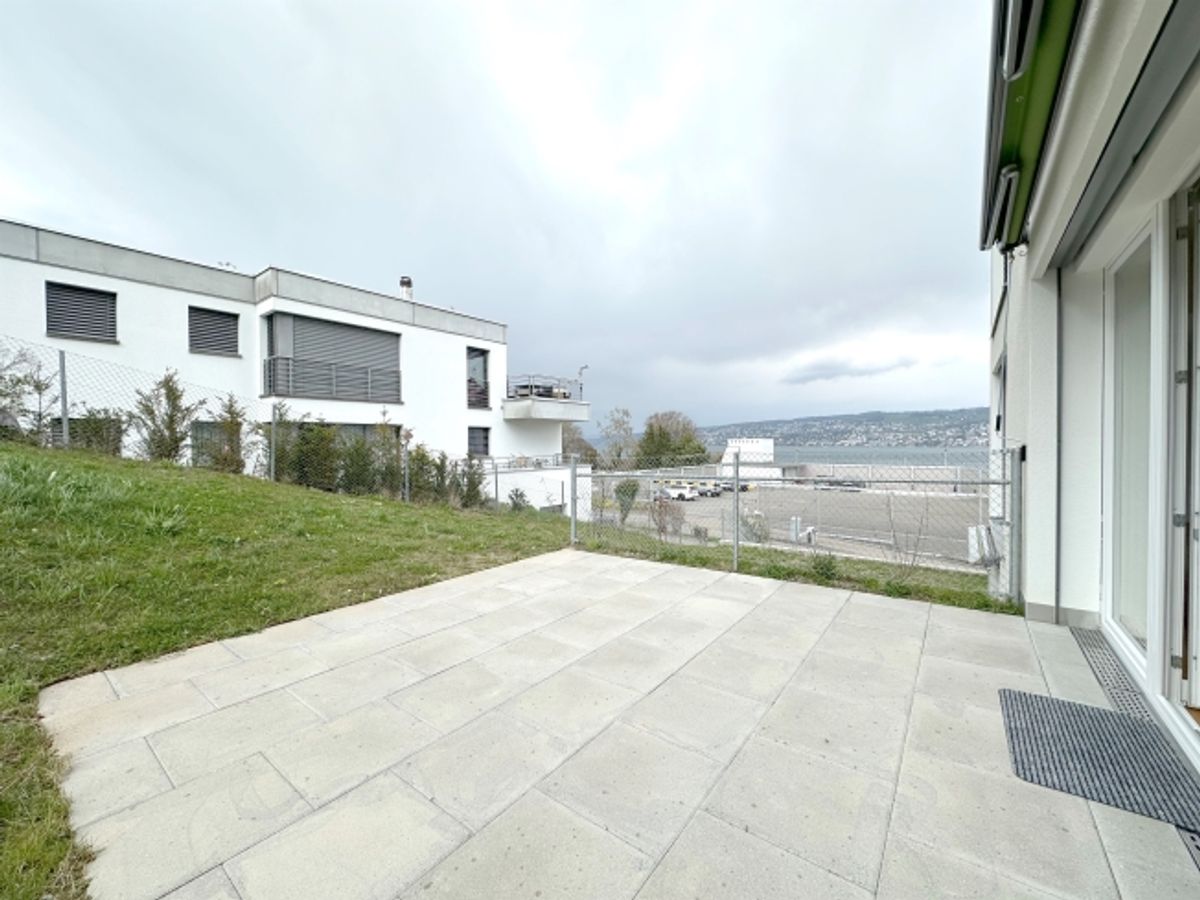 Grosszügige Familienwohnung in grüner Umgebung - 12