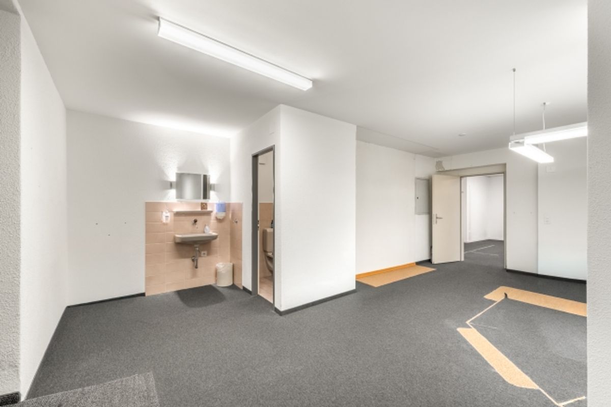 Ihre neue Gewerbemietfläche in der schönen Altstadt von Schaffhausen - 4
