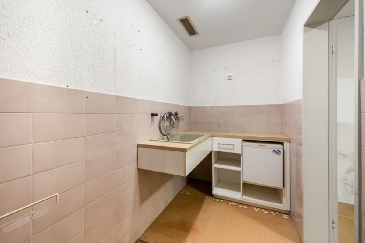 Ihre neue Gewerbemietfläche in der schönen Altstadt von Schaffhausen - 11
