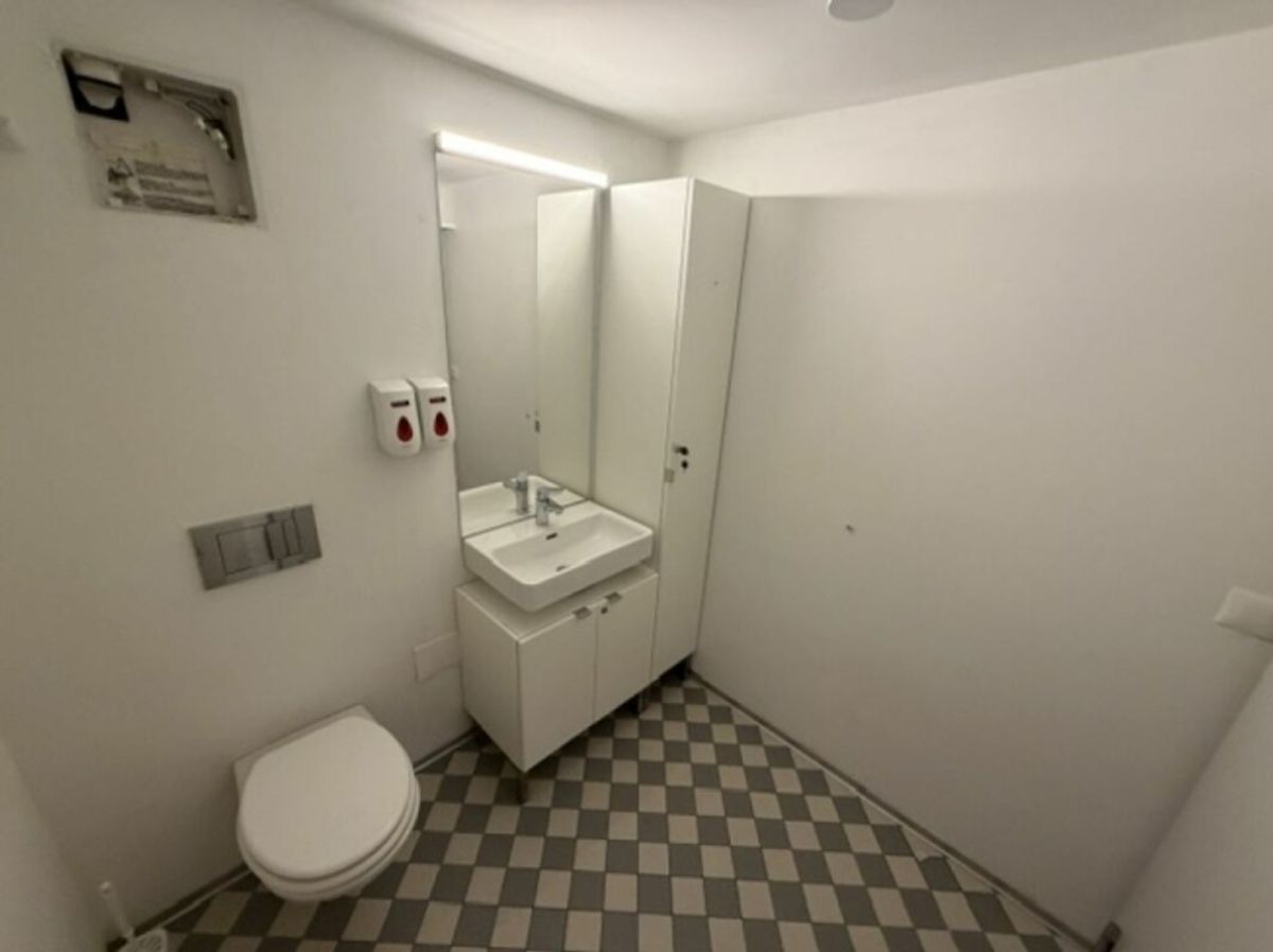 Ladenlokal im EG Ecke Süd-West - 6