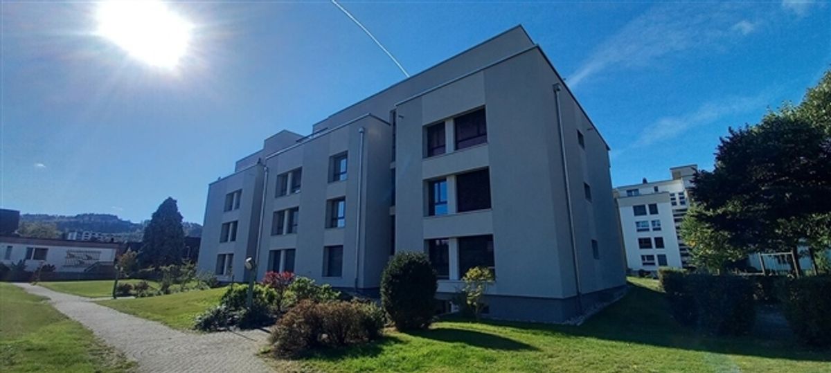 Attraktive Attika-Wohnung im wunderschönen Lindendorf 1 - 0